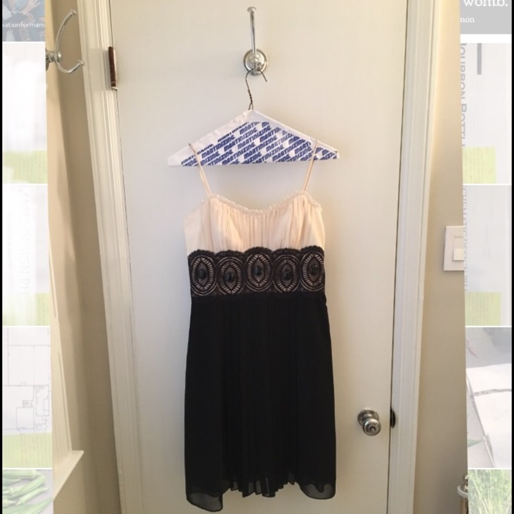 Democracy cocktail dress - black and cream